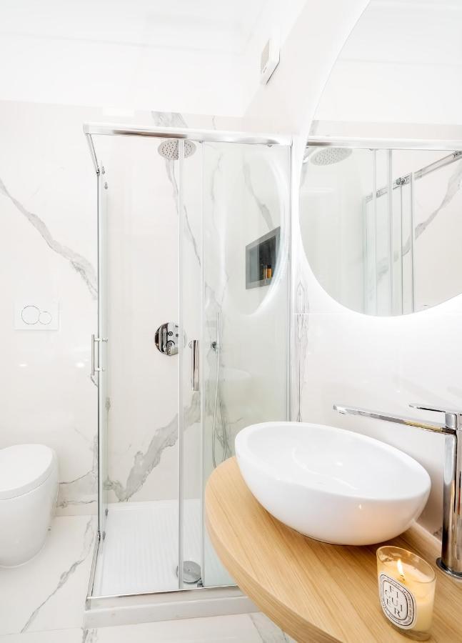 Suite Apartment Capri Con Jacuzzi In Piazzetta מראה חיצוני תמונה