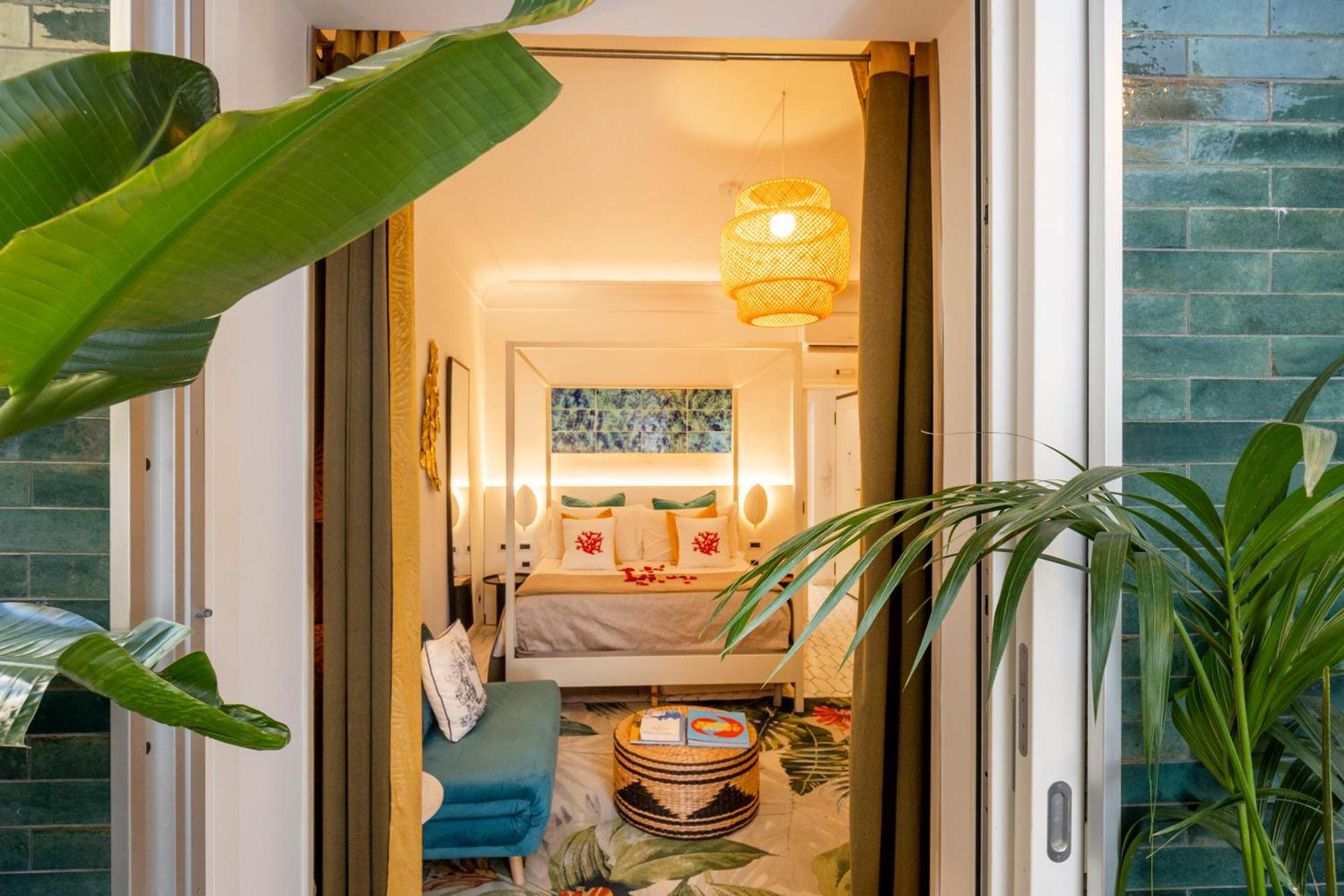 Suite Apartment Capri Con Jacuzzi In Piazzetta מראה חיצוני תמונה
