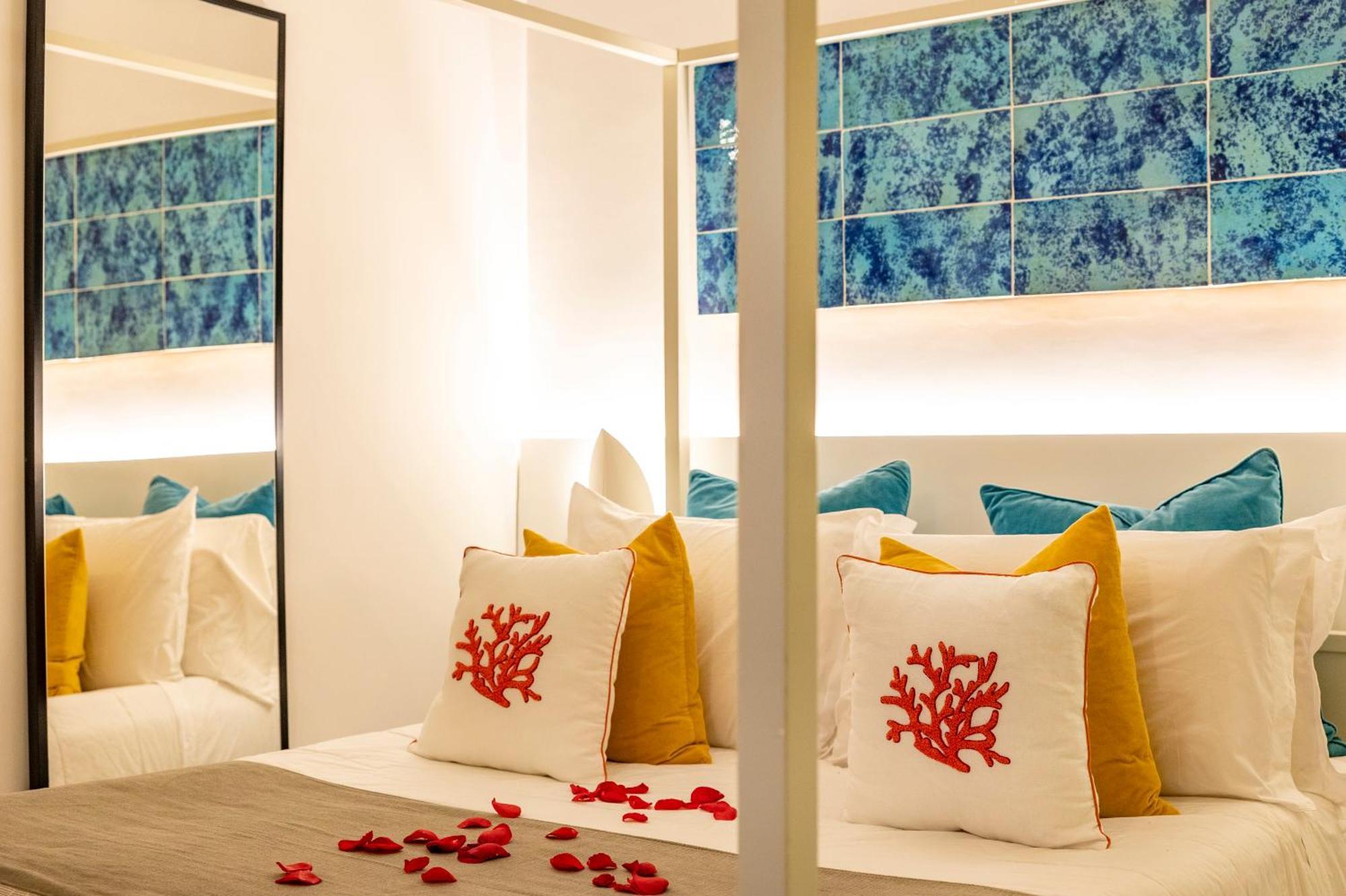 Suite Apartment Capri Con Jacuzzi In Piazzetta מראה חיצוני תמונה
